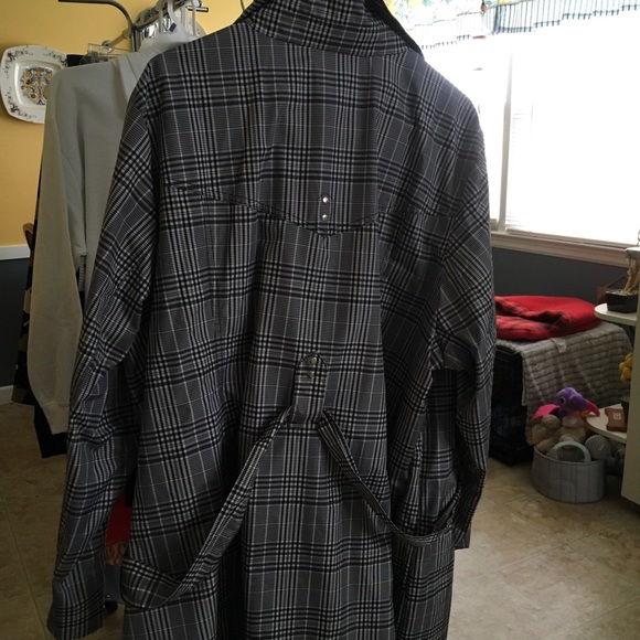 Raincoat - Picture 3 of 3